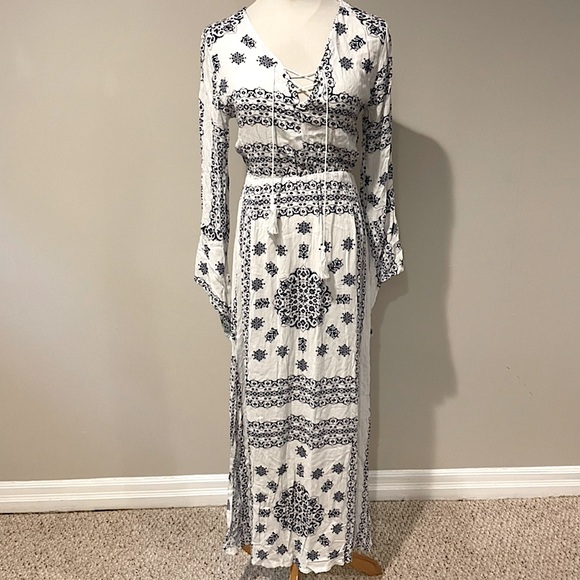 Blue & White Gauze Cover Up - Picture 4 of 7